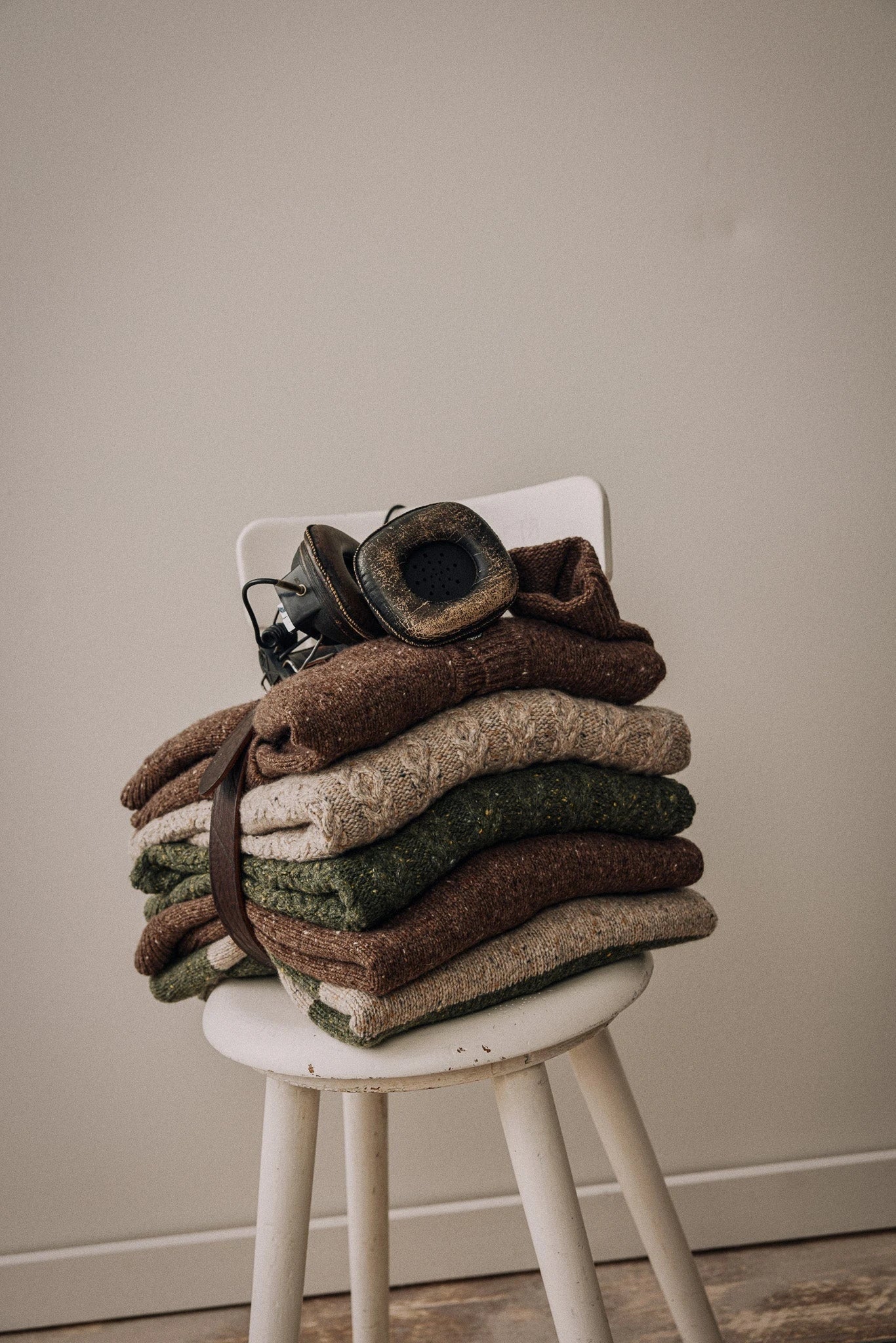 HATS CAPS BEANIES & SCARVES - FYNCH-HATTON UK