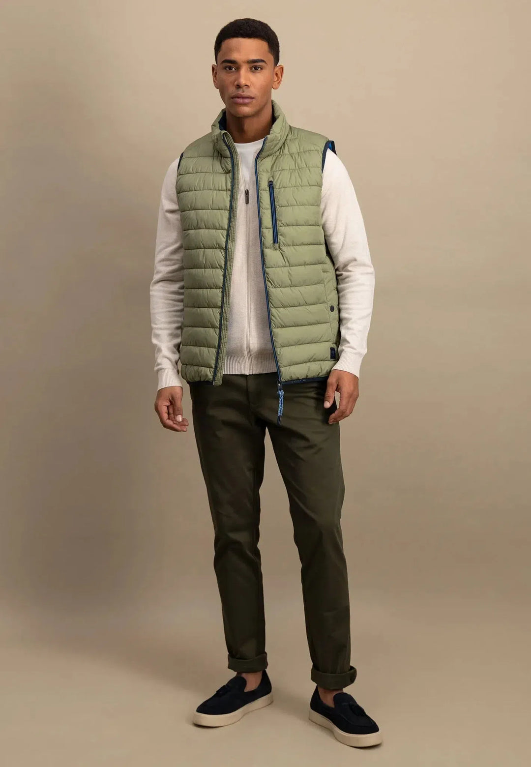 Light Weight Gilet Light Khaki-Fynch-Hatton UK