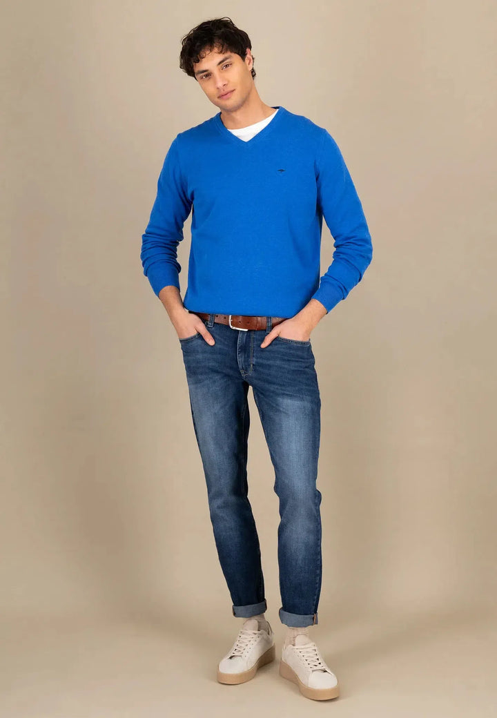 Superfine V-Neck Cotton Knit Strong Blue-Fynch-Hatton UK