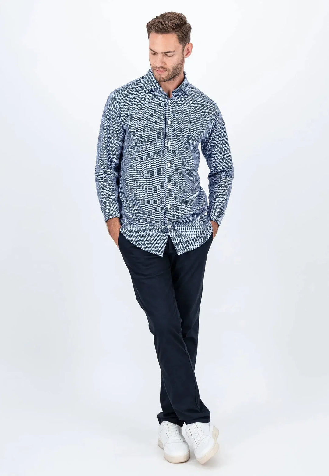 fynch-hatton-Geometric Print Kent Collar Shirt Midnight