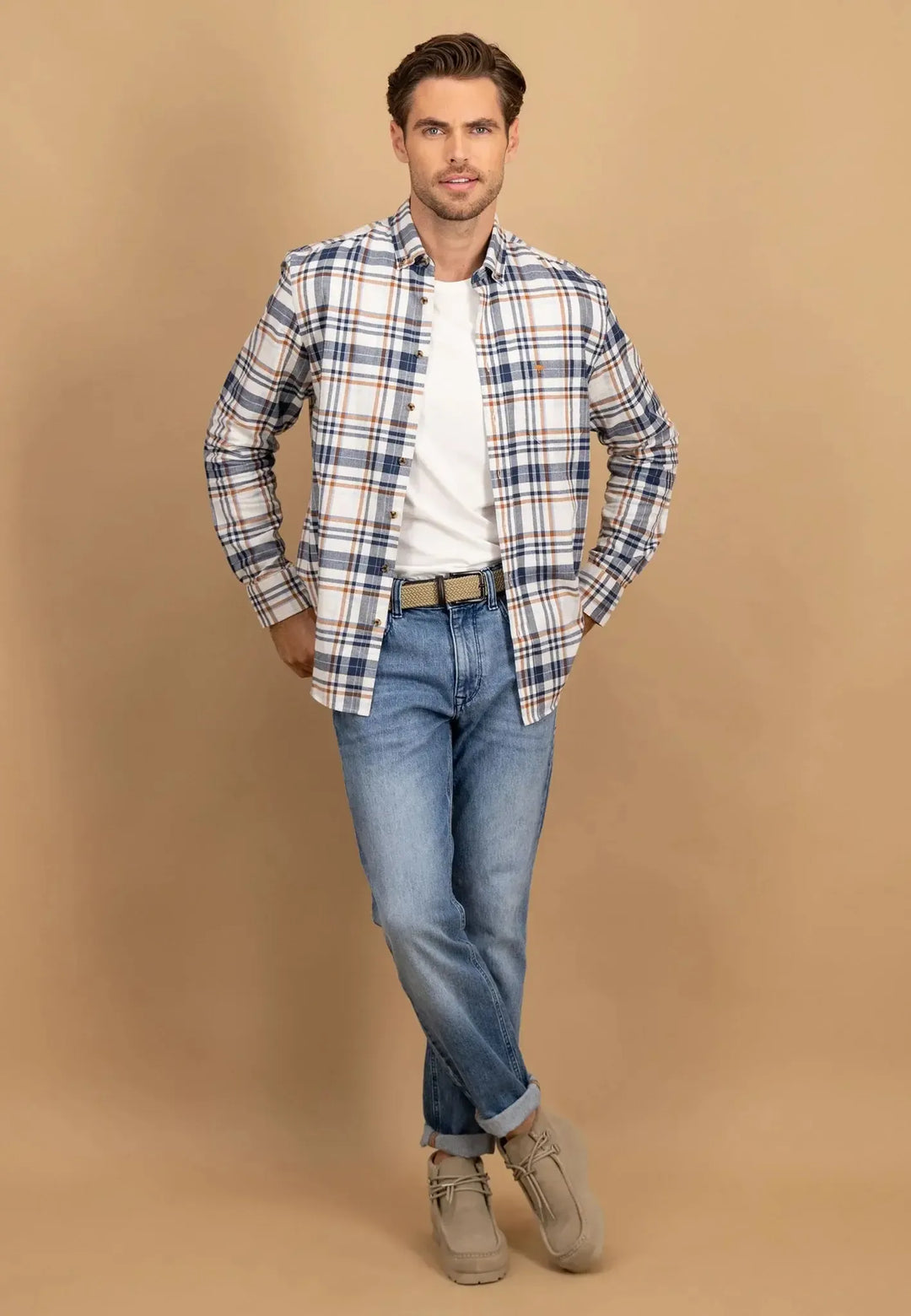 fynch-hatton-Herringbone Check Button Down Shirt Misty Blue