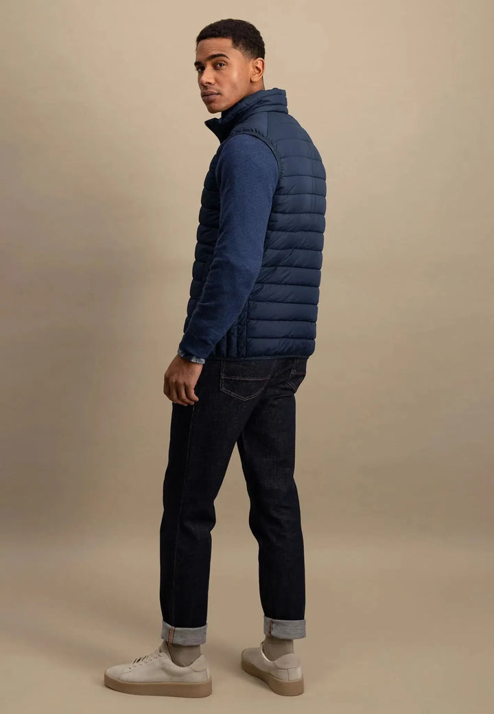 fynch-hatton-Light Weight Gilet Dark Navy