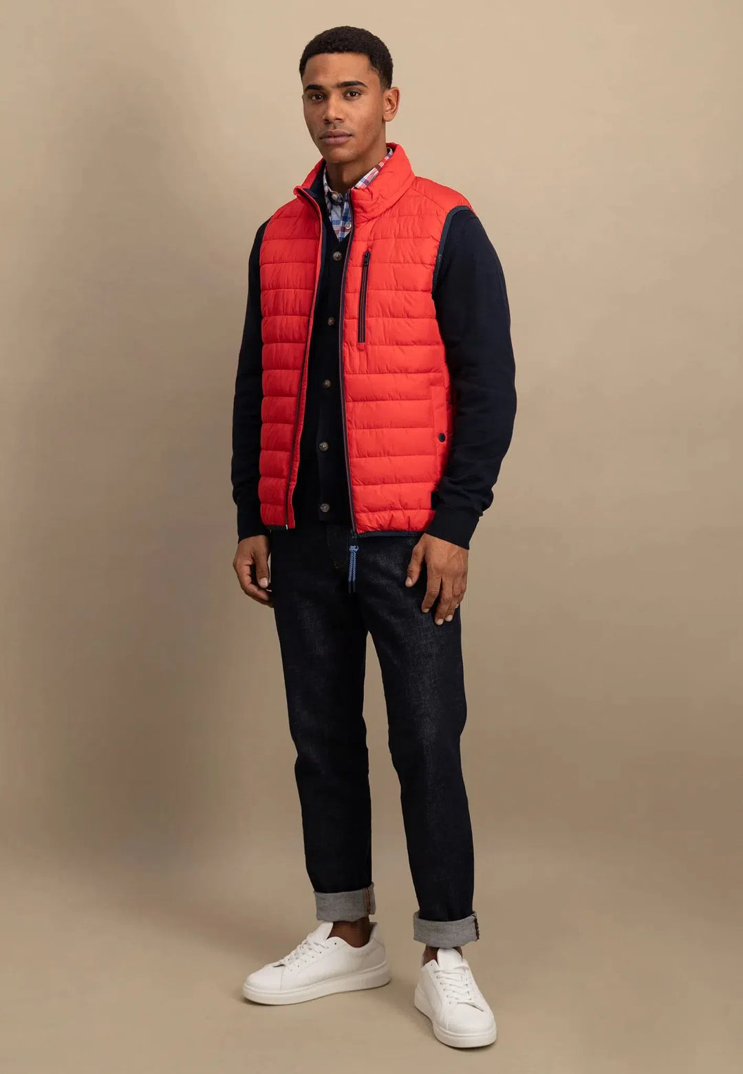 fynch-hatton-Light Weight Gilet Poppy Red