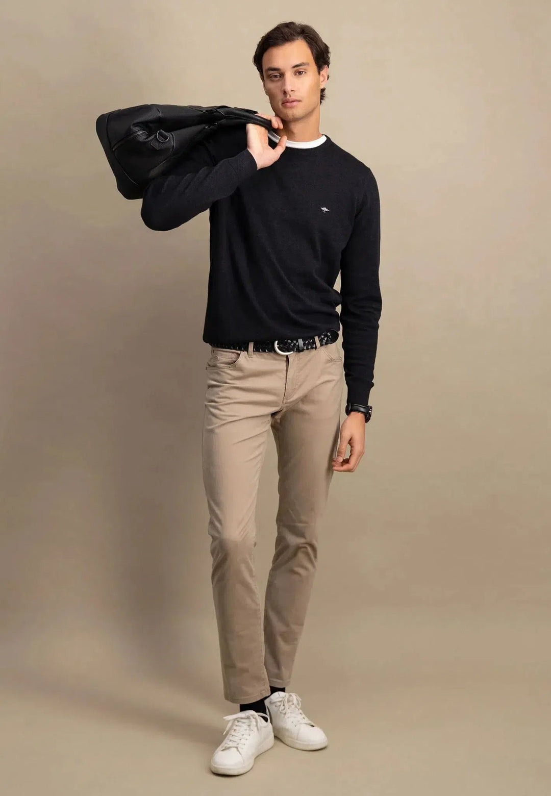 Fynch - Hatton - Fine Knit Cotton Crewneck Charcoal - SFPK210-998-S