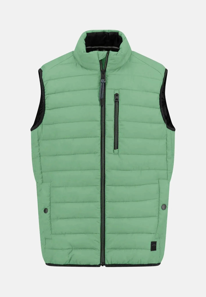 Fynch - Hatton Light Weight Gilet Turf Green - 15022601-722-S - fynch - hatton.co.uk